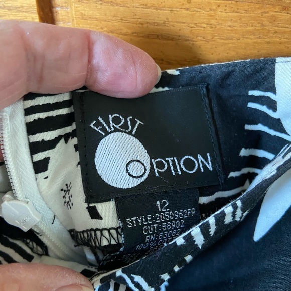 First Option Black and White Skirt - Picture 2 of 2
